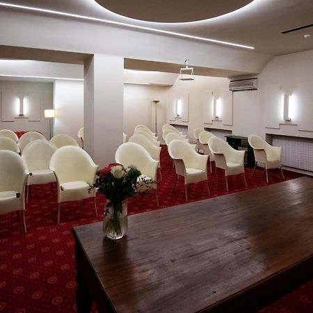 Eurohotel Пьяченца Экстерьер фото